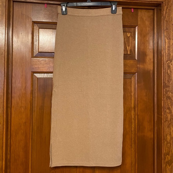 Abercrombie & Fitch Sweater Midi Skirt - Picture 3 of 11